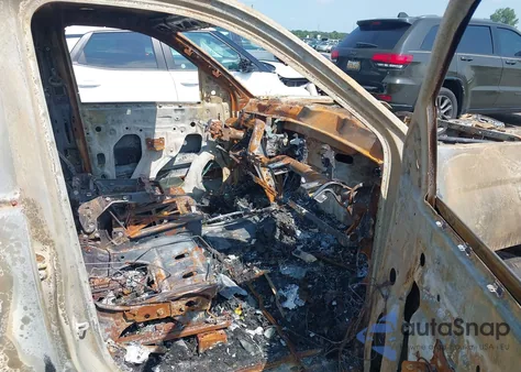 2014 Chevrolet Silverado 1500 1Lt z USA, uszkodzony, nr VIN 1GCVKREHXEZ192596